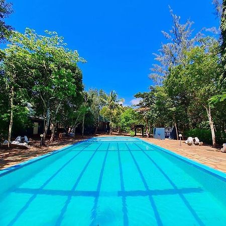 Kijani Cottages Diani Diani Beach Exterior photo