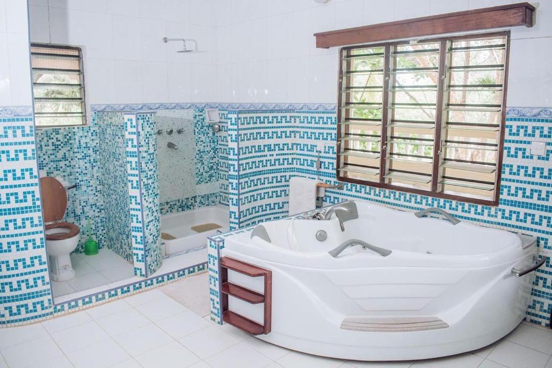 Kijani Cottages Diani Diani Beach Exterior photo
